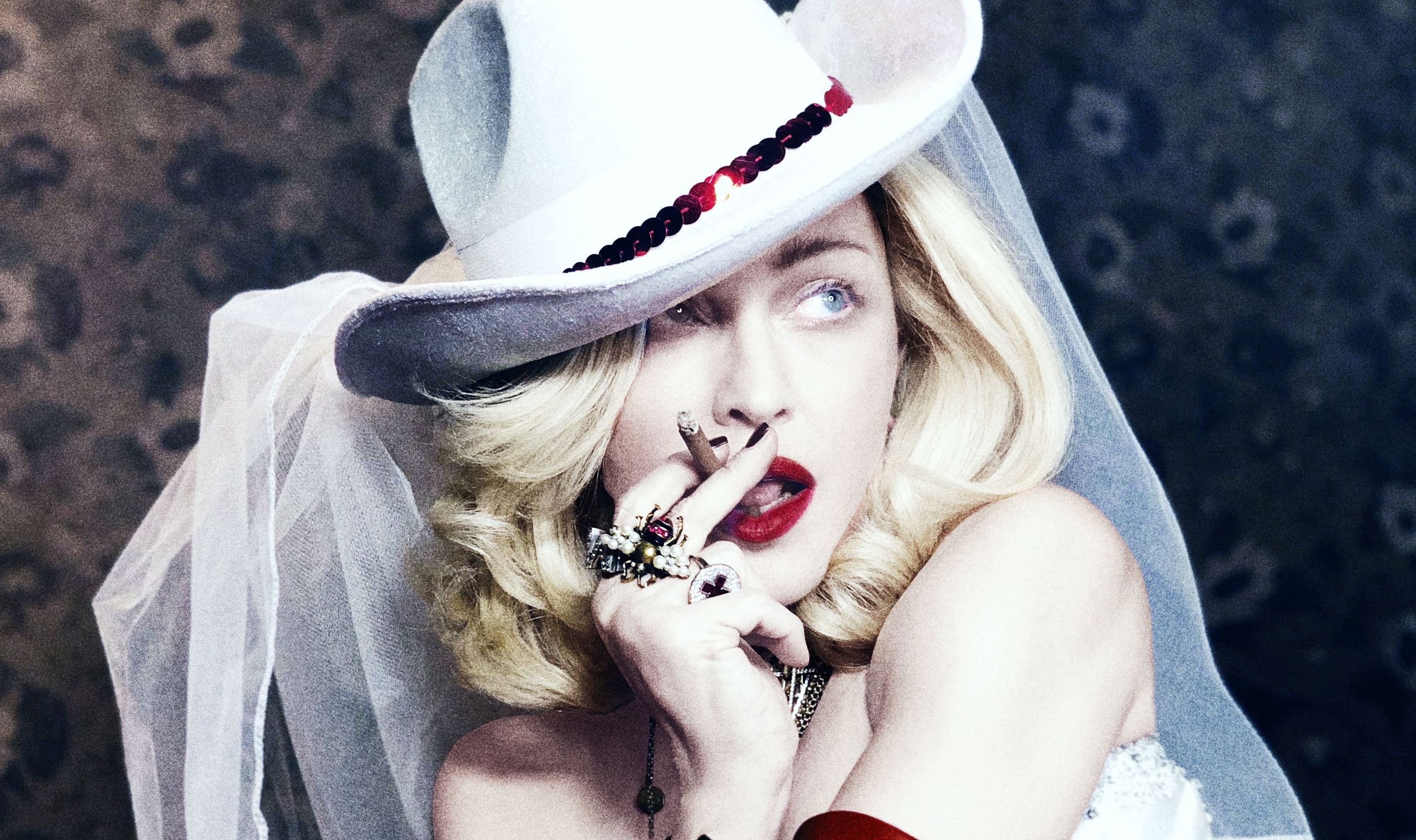 Madonna accusata